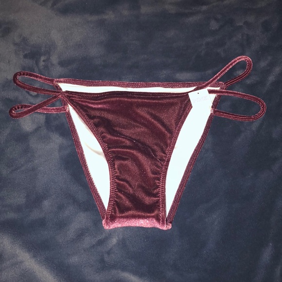 PINK VS Strappy bikini - Picture 5 of 5